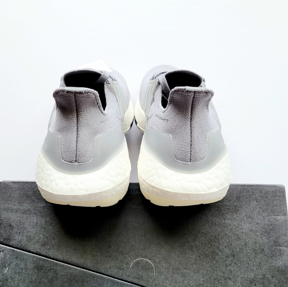 Adidas Ultraboost 21 Running Shoes Grey/Off White Women's 7.5 - Picture 4 of 6